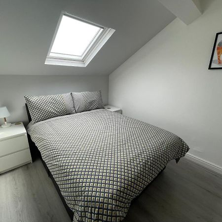 Ryan Air I Bnb - Lfc Apartments Liverpool Ngoại thất bức ảnh