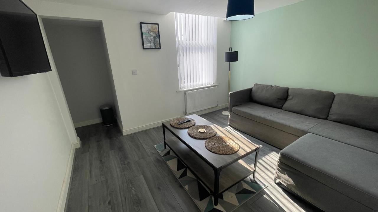 Ryan Air I Bnb - Lfc Apartments Liverpool Ngoại thất bức ảnh