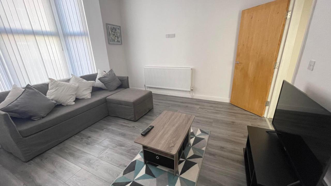 Ryan Air I Bnb - Lfc Apartments Liverpool Ngoại thất bức ảnh